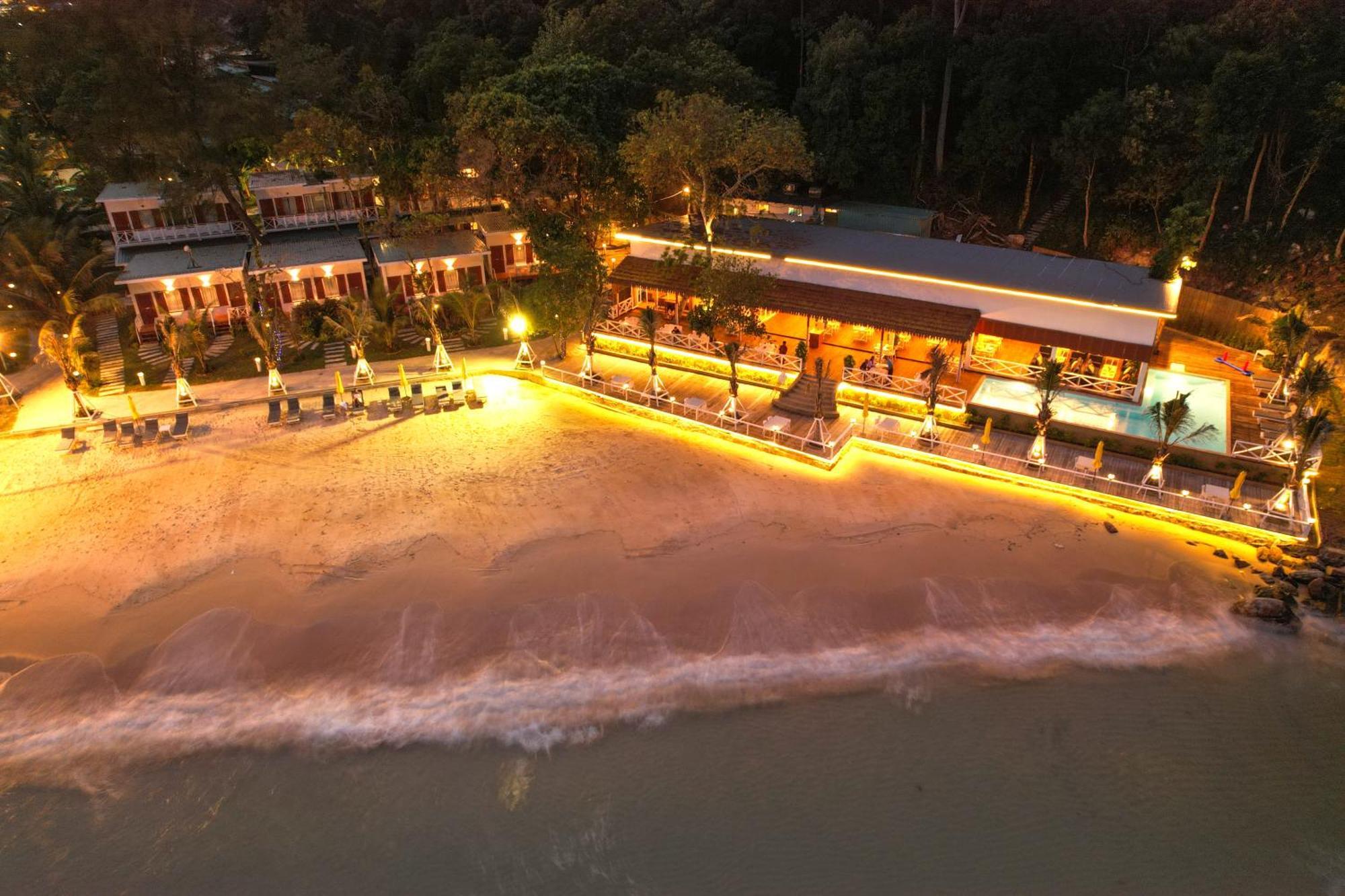 One Beach Resort By Ehm Ко Ронг Санлоем Екстериор снимка
