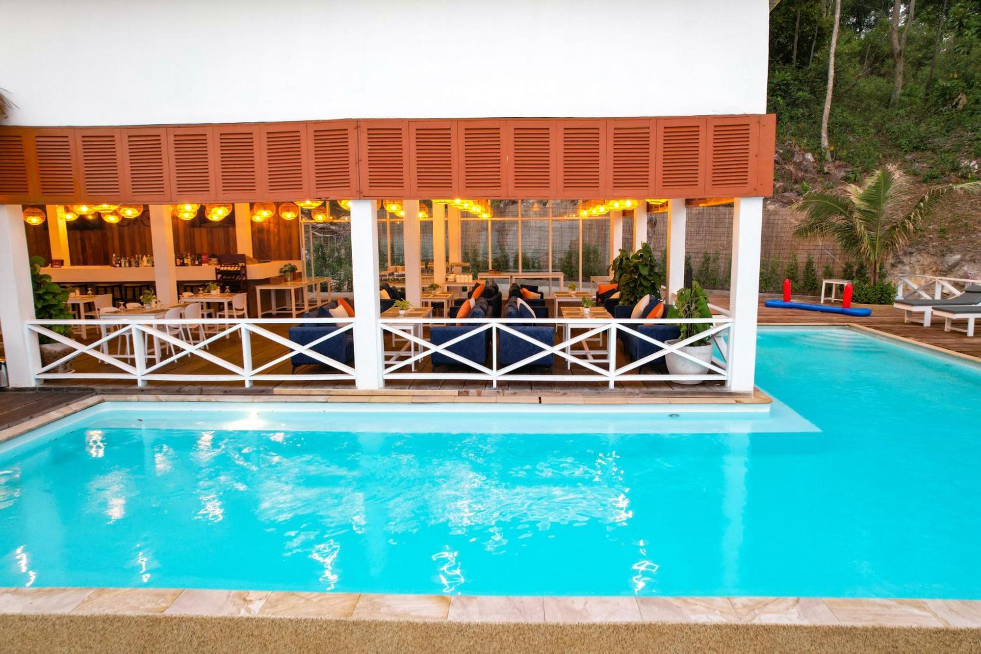One Beach Resort By Ehm Ко Ронг Санлоем Екстериор снимка